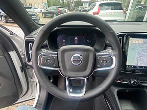 Volvo  B4 Ultra Dark PIXEL-LED|SRA|19'|Ass. -Paket