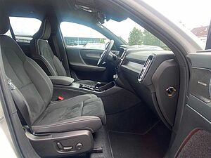 Volvo  B4 Ultra Dark PIXEL-LED|SRA|19'|Ass. -Paket