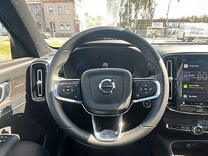 Volvo  B4 Ultra Dark PIXEL-LED|SRA|19'|Ass. -Paket