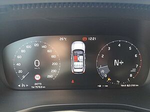 Volvo  T2 2WD Momentum Core(EURO 6d) Navi/Keyless-Start