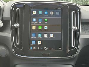 Volvo  Single Extended Range Plus Black Edition