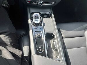 Volvo  T6 Ultra Black Edition LUFT|B&W|AHK|