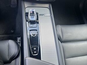 Volvo  T6 AWD Plus Black Edition |HEAD UP|PANO|360CAM|