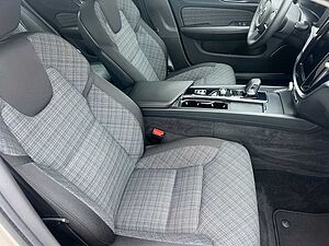 Volvo  B4 Autom. Core DIESEL