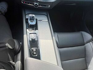 Volvo  T8 Ultra Black Edition LUFT|AHK|B&W|