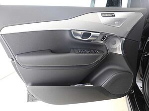 Volvo  T8 Plus Bright LUFT|AHK|B&W|PANO|22'|