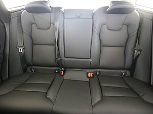 Volvo  T6 Plus Dark SHD/Keyless-Start/Standheizung