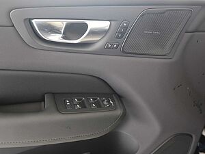 Volvo  T6 Plus Dark SHD/Keyless-Start/Standheizung