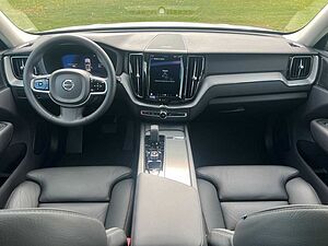 Volvo  T6 Plus Dark AHK|PANO|20'|LEDER|FLED|