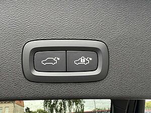 Volvo  Recharge Ultimate Pano. -Dach/Standheizung/LE