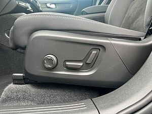Volvo  Recharge Ultimate Pano. -Dach/Standheizung/LE