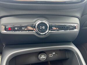 Volvo  Recharge Ultimate Pano. -Dach/Standheizung/LE