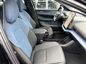 Volvo  Extended Range Ultra PANO|