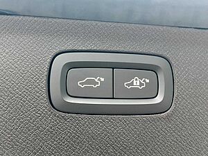 Volvo  T8 Ultra Dark 22'|LUFT|B&W|360CAM|MASSAGE|