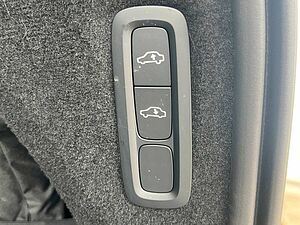 Volvo  T8 Ultra Dark 22'|LUFT|B&W|360CAM|MASSAGE|