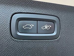 Volvo T8 AWD Inscription Expr. AHK|PANO|FLED|el. S