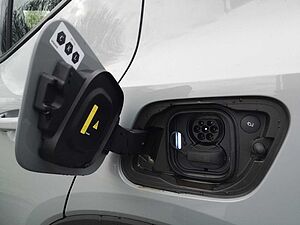 Volvo  Recharge Single Plus | WINTER PAKET | MET |