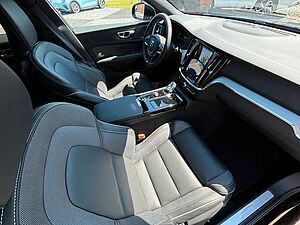 Volvo  Recharge T6 Plus Dark /Sitzhzg. /Google/LED//
