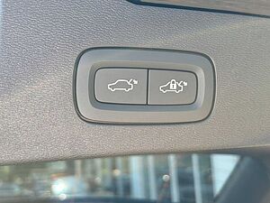 Volvo  Recharge T6 Plus Dark /Sitzhzg. /Google/LED//