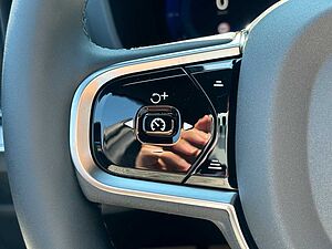 Volvo  Recharge T6 Plus Dark /Sitzhzg. /Google/LED//