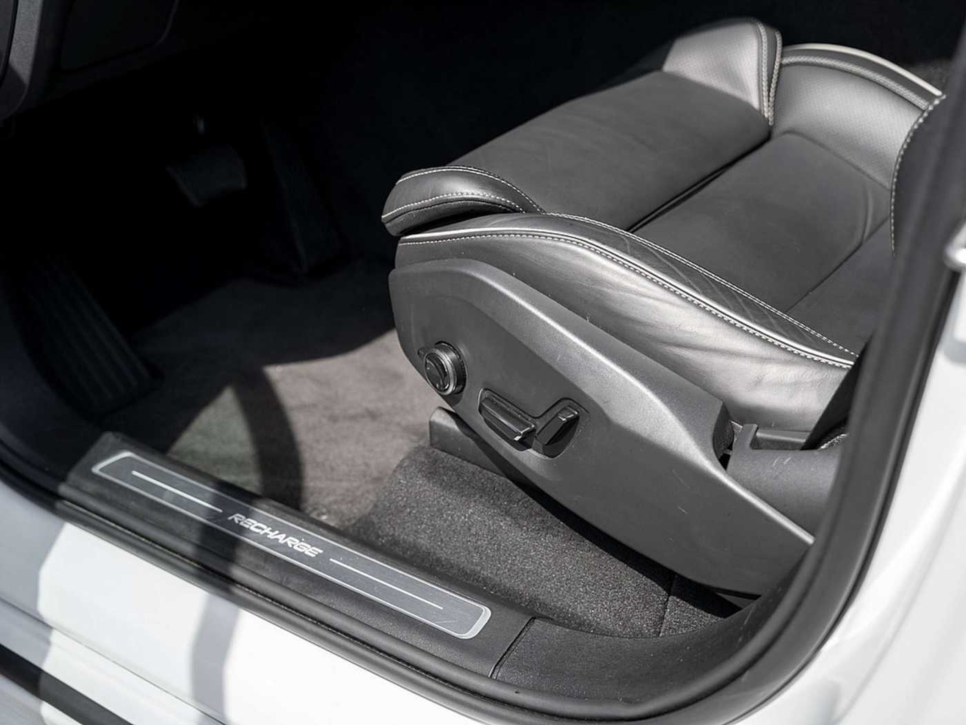 Volvo  T8 Bright Plug-In Hybrid 360° H/K PANO