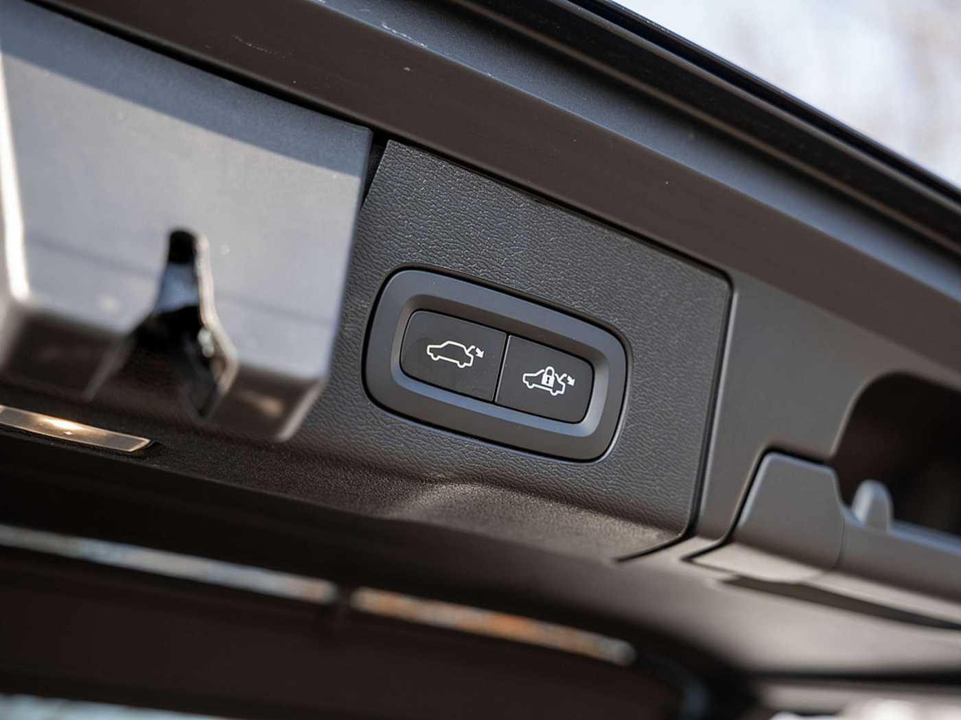 Volvo  T8 Ultra Dark Plug-In Hybrid PANO 360°