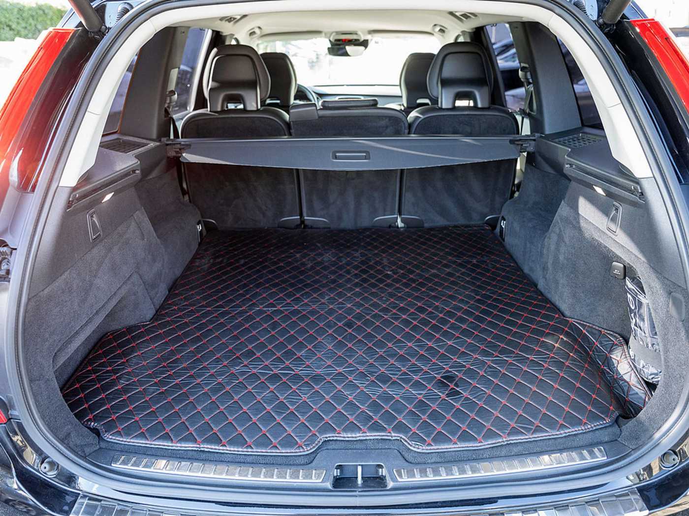 Volvo  D5 AWD Momentum