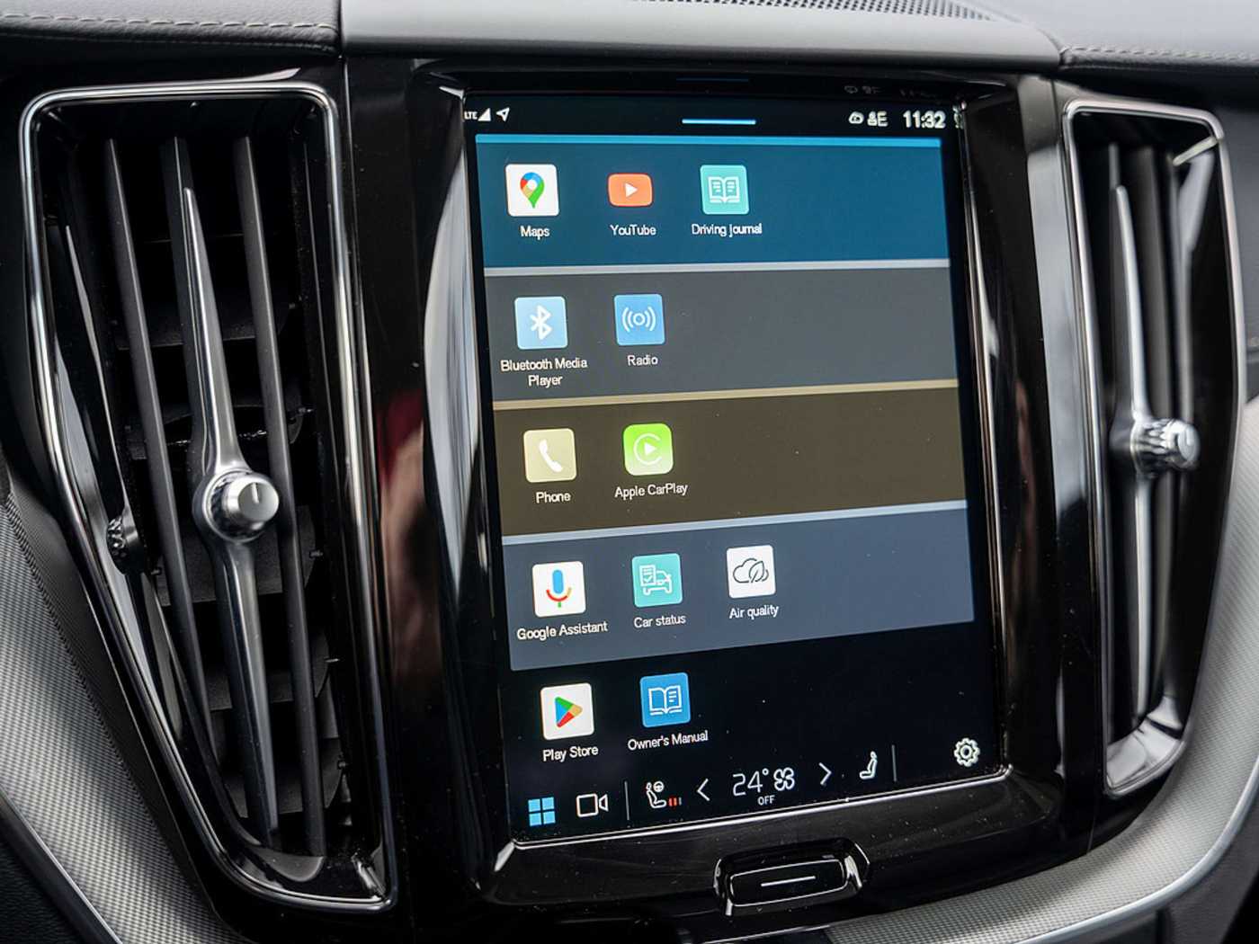 Volvo  T8 Ultra Dark Recharge ACC PANO 360° HUD