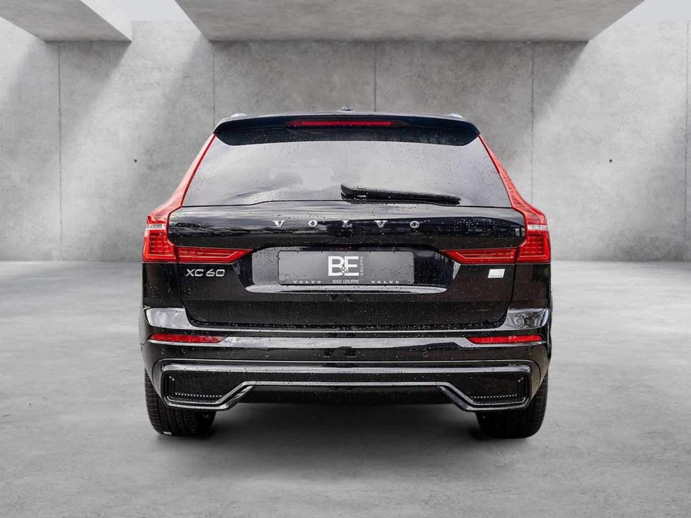 Volvo  T8 Ultra Dark Recharge ACC PANO 360° HUD