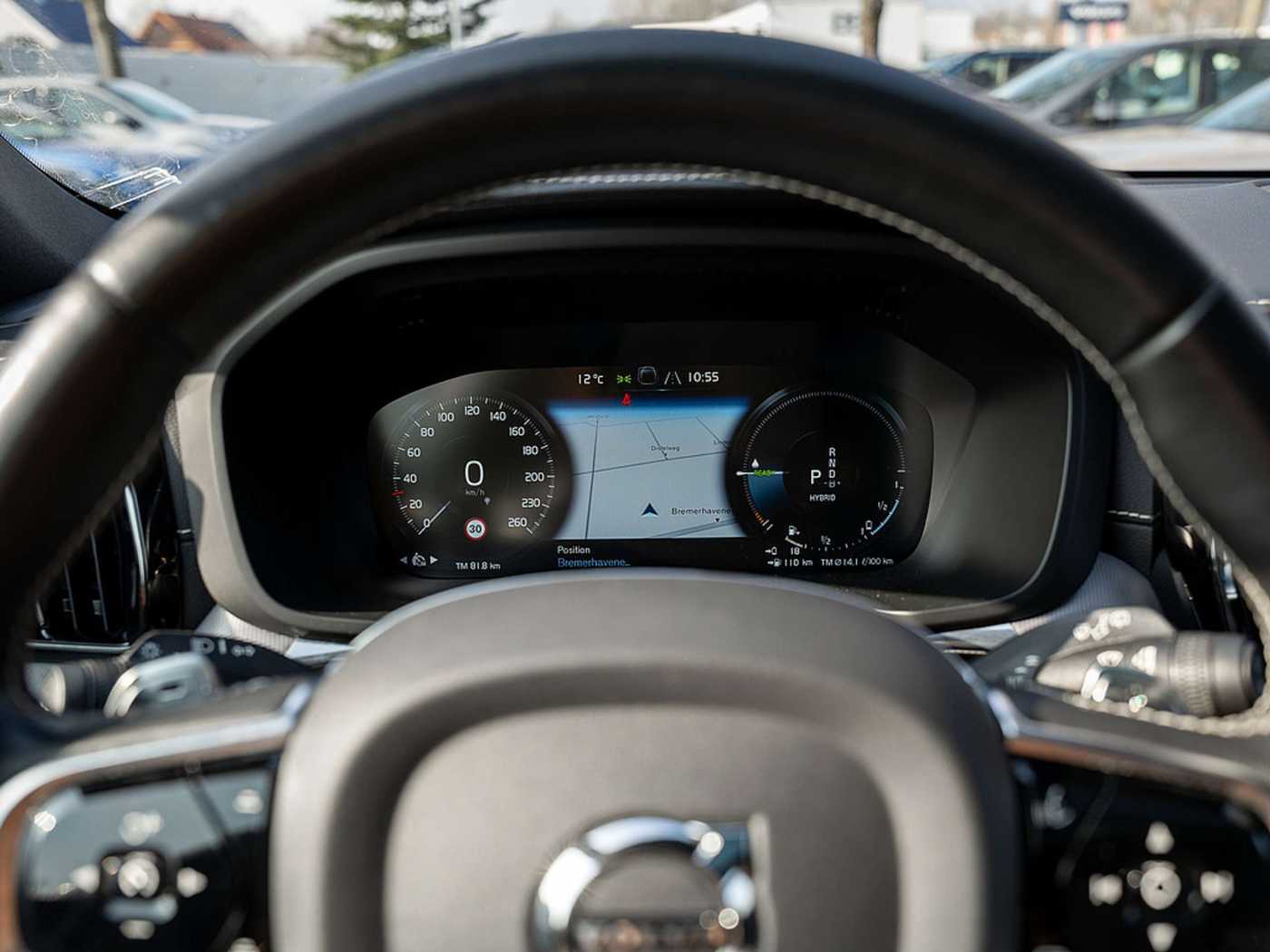 Volvo  T8 R-Design Recharge Plug-In Hybrid AWD