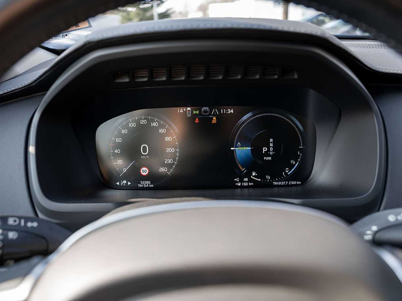 Volvo  T8 Plus Dark Plug-In Hybrid HGSD AHK