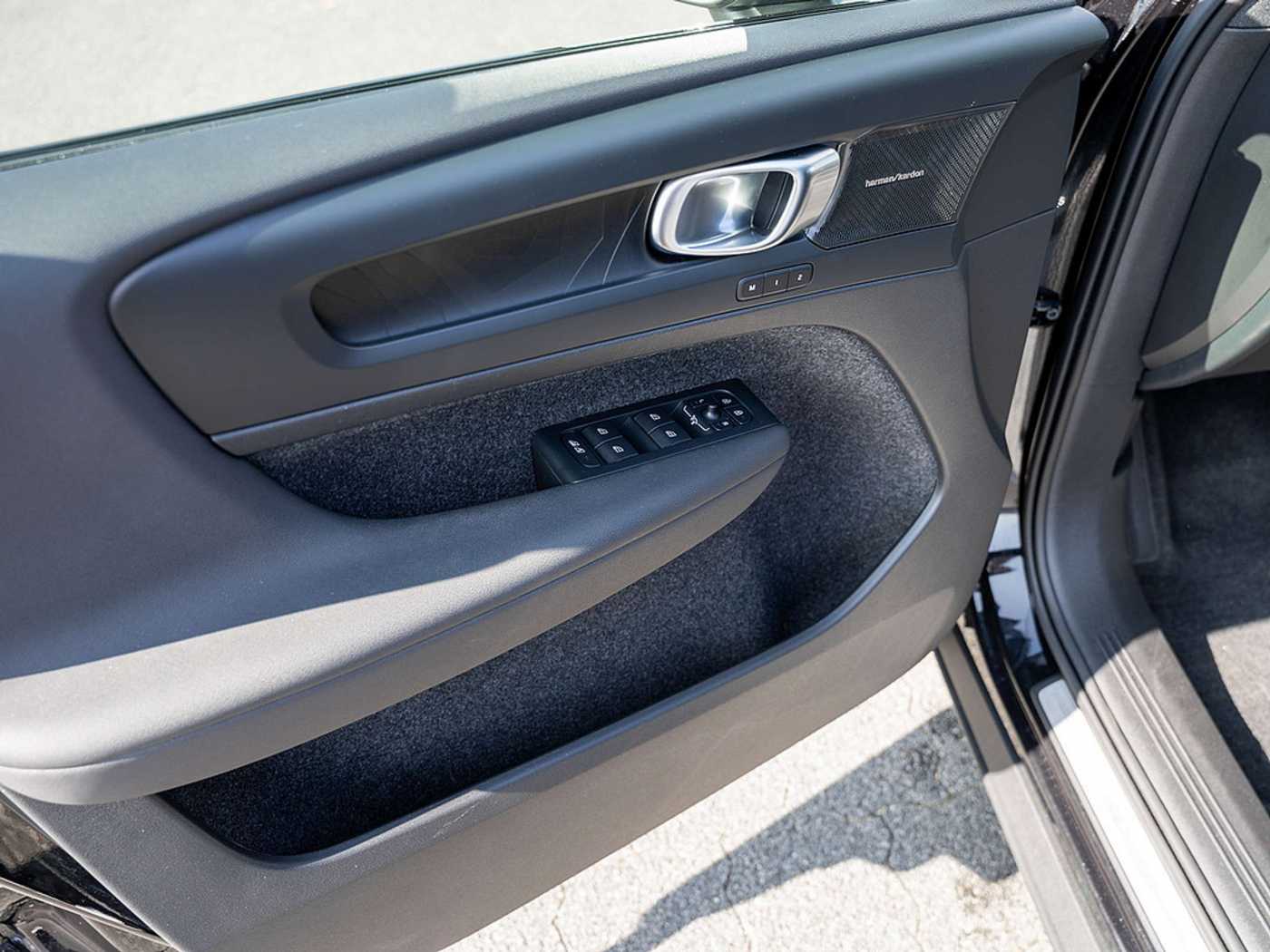 Volvo  Ultimate Recharge Pure Electric AWD AHK