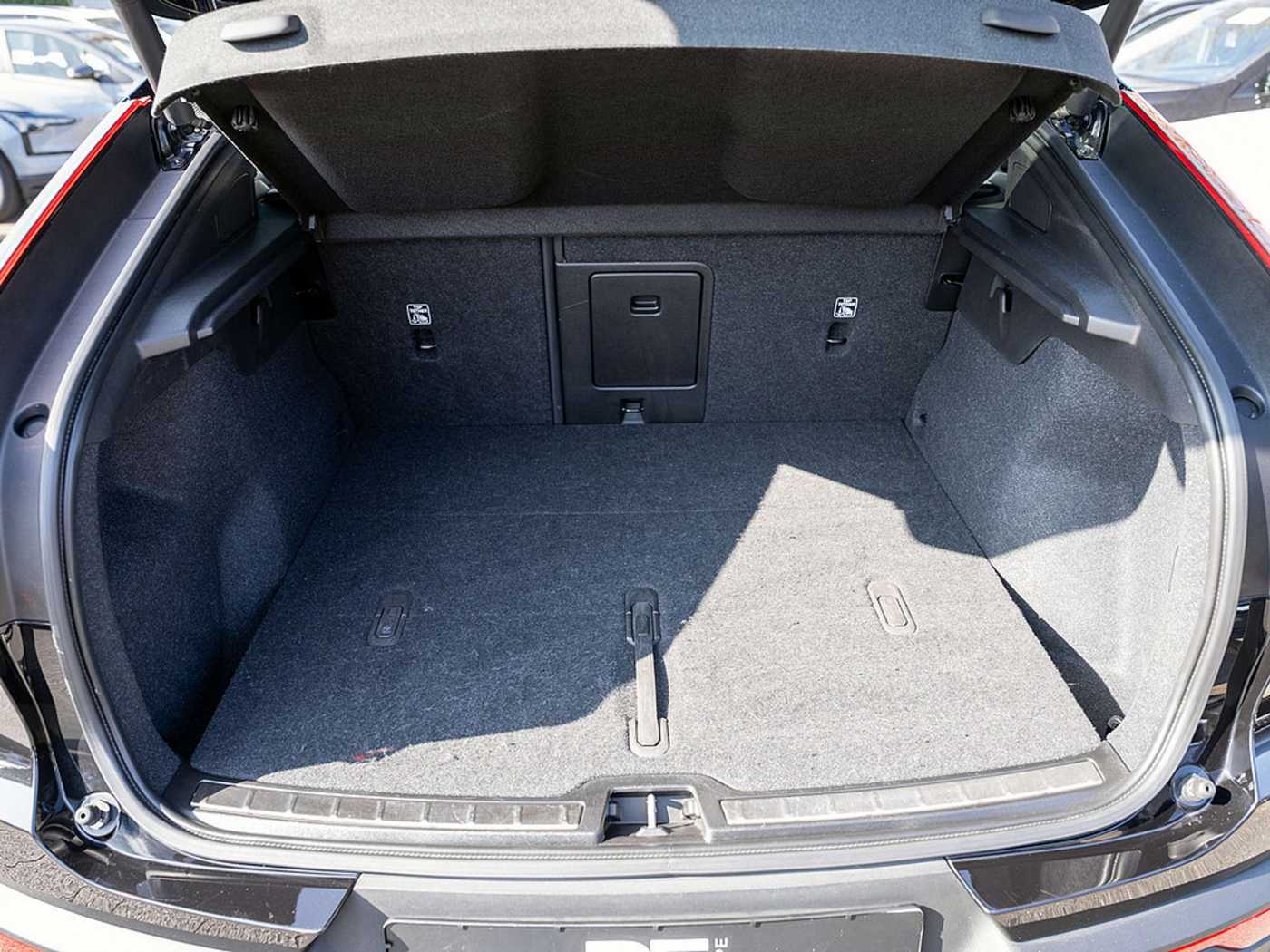 Volvo  Ultimate Recharge Pure Electric AWD AHK