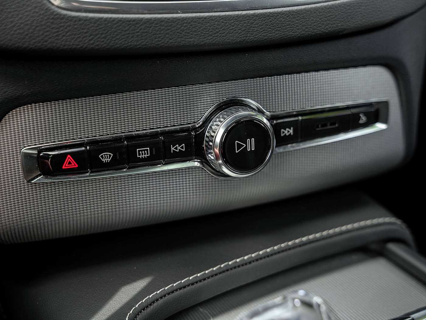 Volvo  T8 Plus Bright Recharge Plug-In AWD 360°