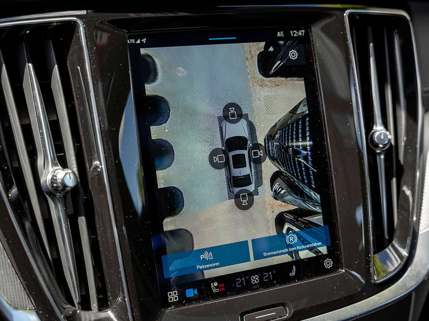 Volvo  B5 Ultimate Dark AWD ACC HUD PANO 360°