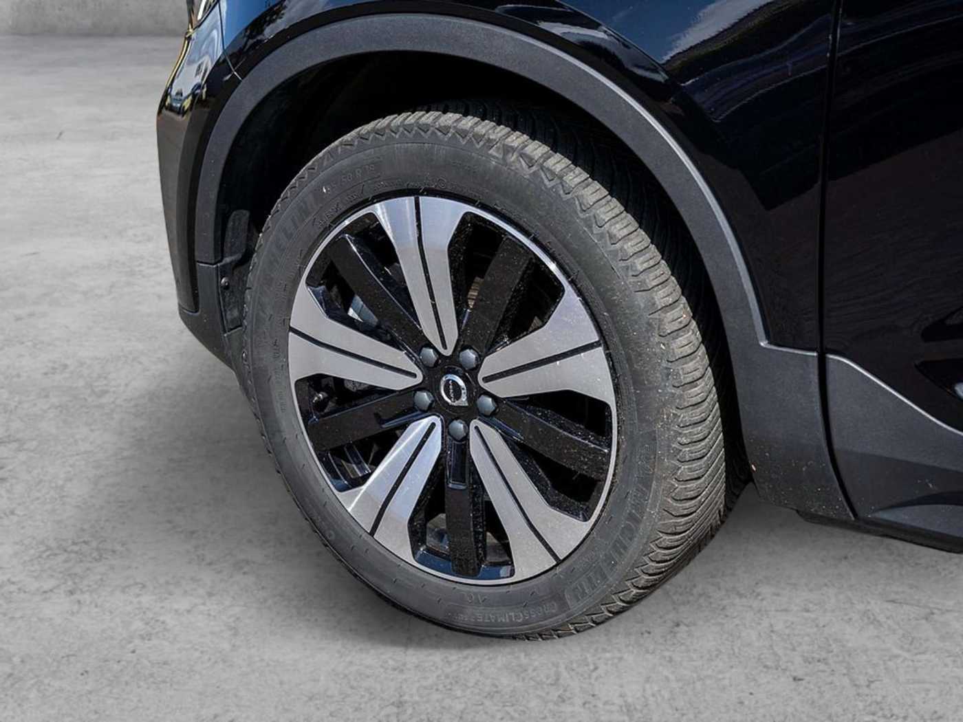 Volvo  Plus Recharge Pure Electric 2WD STANDHZ