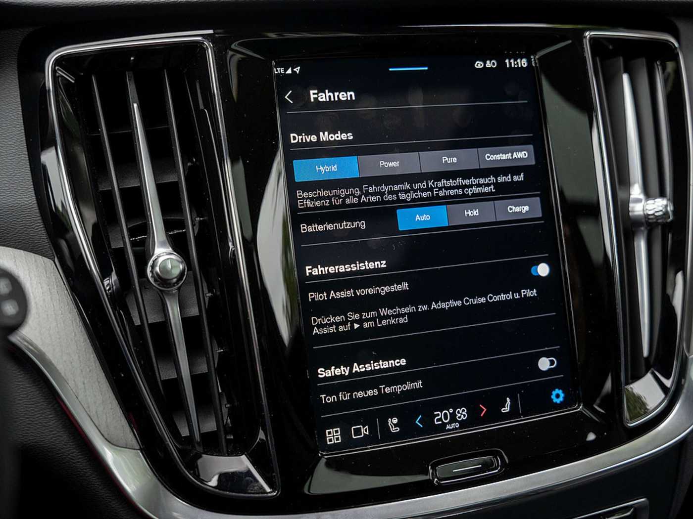 Volvo  T8 Recharge Plus Dark AWD PANO 360°