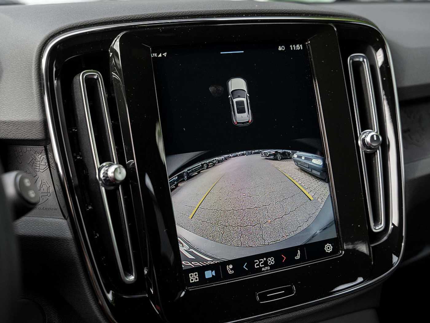 Volvo  Core Recharge Pure Electric 2WD
