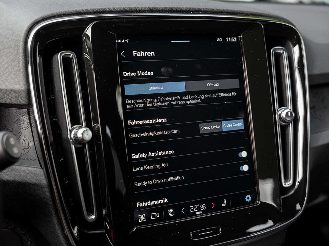 Volvo  Core Recharge Pure Electric 2WD