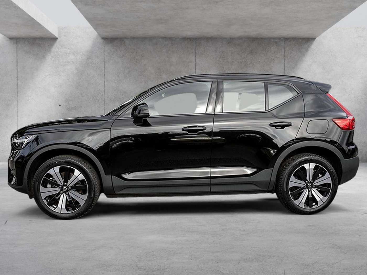 Volvo  Core Recharge Pure Electric 2WD