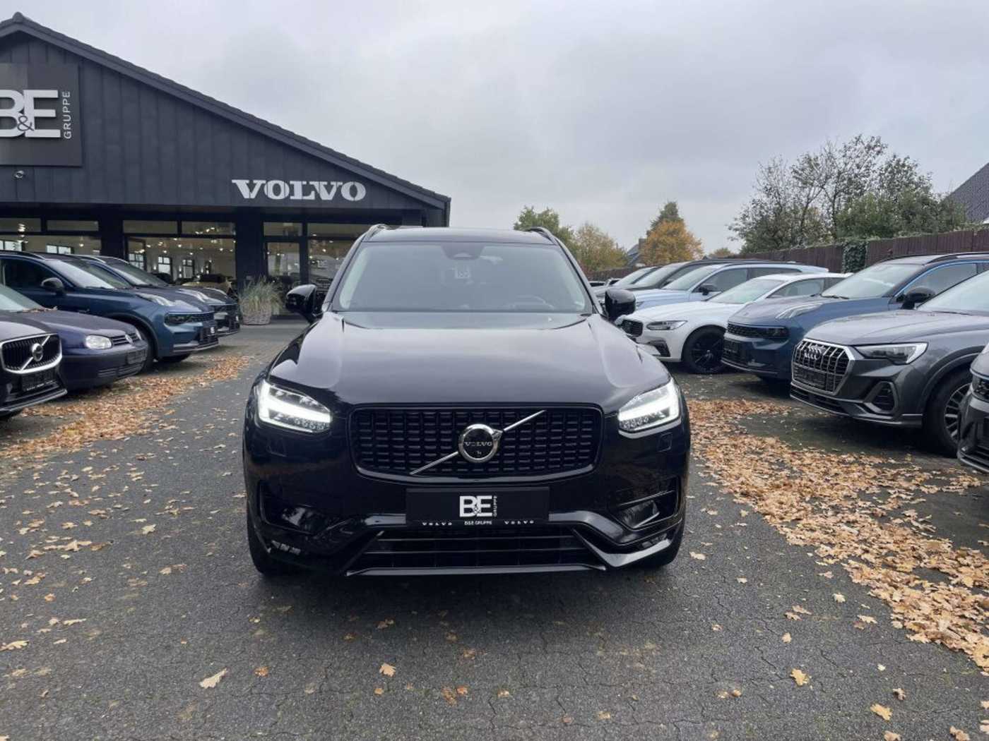 Volvo  B5 (D) Ultimate Dark AWD