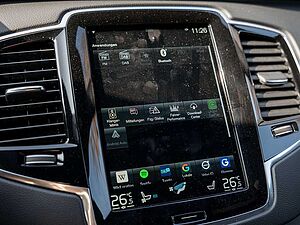 Volvo  Recharge T8 AWD R-Design Edition