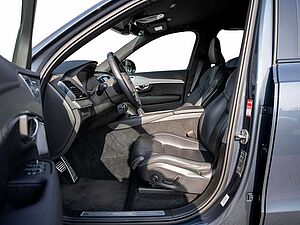 Volvo  Recharge T8 AWD R-Design Edition
