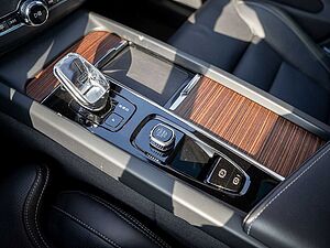 Volvo  T8 Ultra Dark Plug-In Hybrid PANO 360°