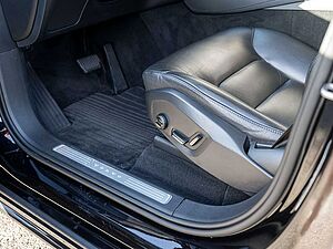 Volvo  D5 AWD Momentum