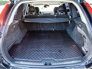 Volvo  D5 AWD Momentum