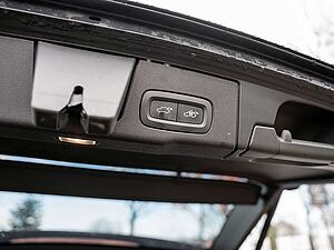 Volvo  T8 Ultra Dark Recharge ACC PANO 360° HUD