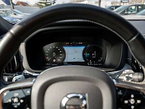 Volvo  T8 R-Design Recharge Plug-In Hybrid AWD