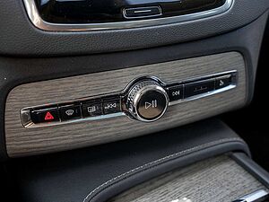 Volvo  T8 Plus Dark Plug-In Hybrid HGSD AHK
