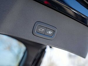 Volvo  Ultimate Recharge Pure Electric AWD AHK